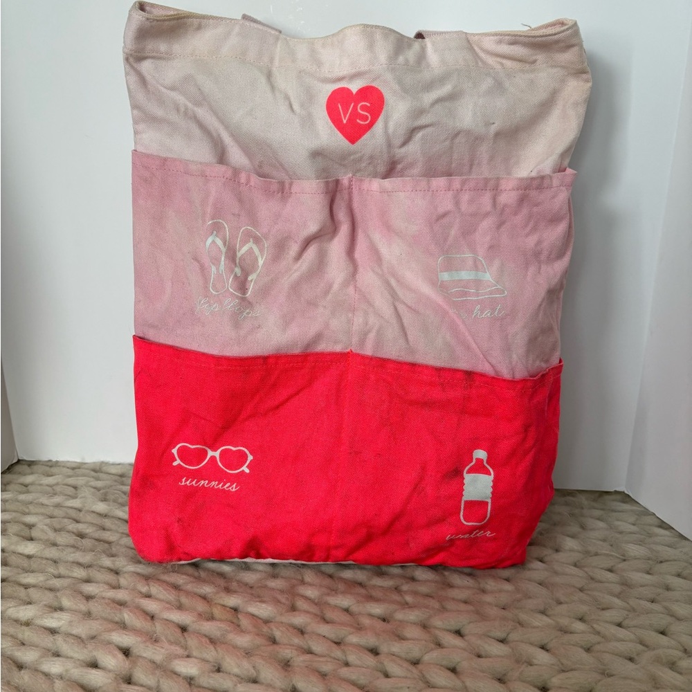 VICTORIA’S SECRET TOTE